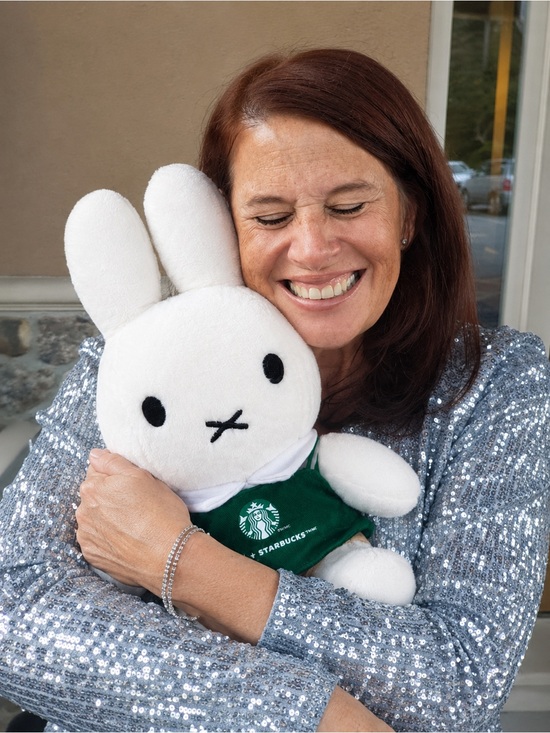 Starbucks Accessories - Nomo only!!!!
STARBUCKS x MIFFY PLUSHIE Summer Release READY TO SHIP